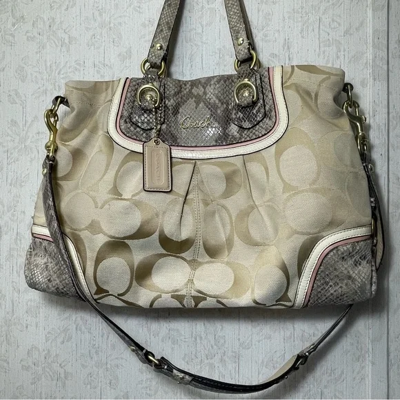 Coach Signature Ashley Spectator Shoulder Bag No.C1320- F24889 - Picture 1 of 16
